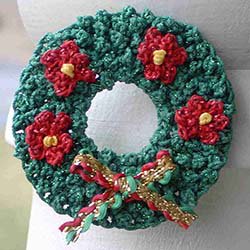 Mini Crocheted Christmas Wreath Pattern