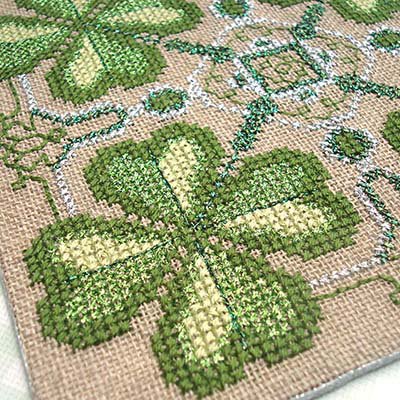 Use Braids to add light and texture in cross stitch