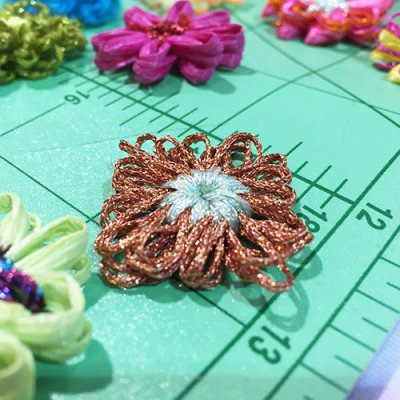 Use Kreinik Braids with the Clover Flower Loom