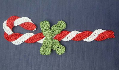 Includes instructions and three spools of Kreinik metallic threads to crochet one bookmark
