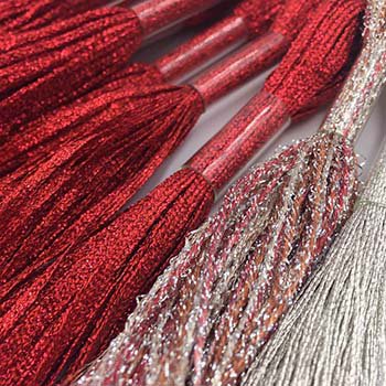 This tool lets you see and feel Kreinik metallic threads